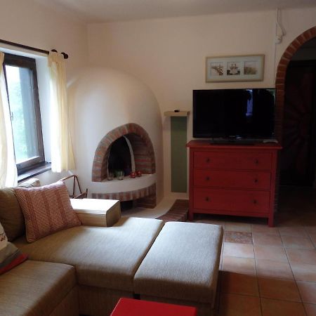 Orgona Vendeghaz Villa แวแลนแซ ภายนอก รูปภาพ