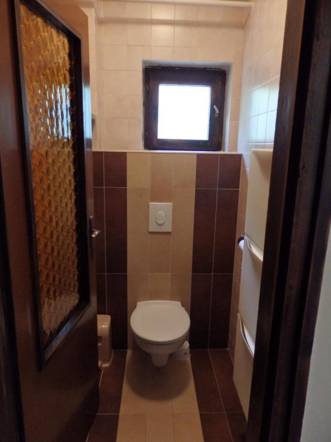 Orgona Vendeghaz Villa แวแลนแซ ภายนอก รูปภาพ